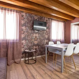  Apartment Palazzina Riello